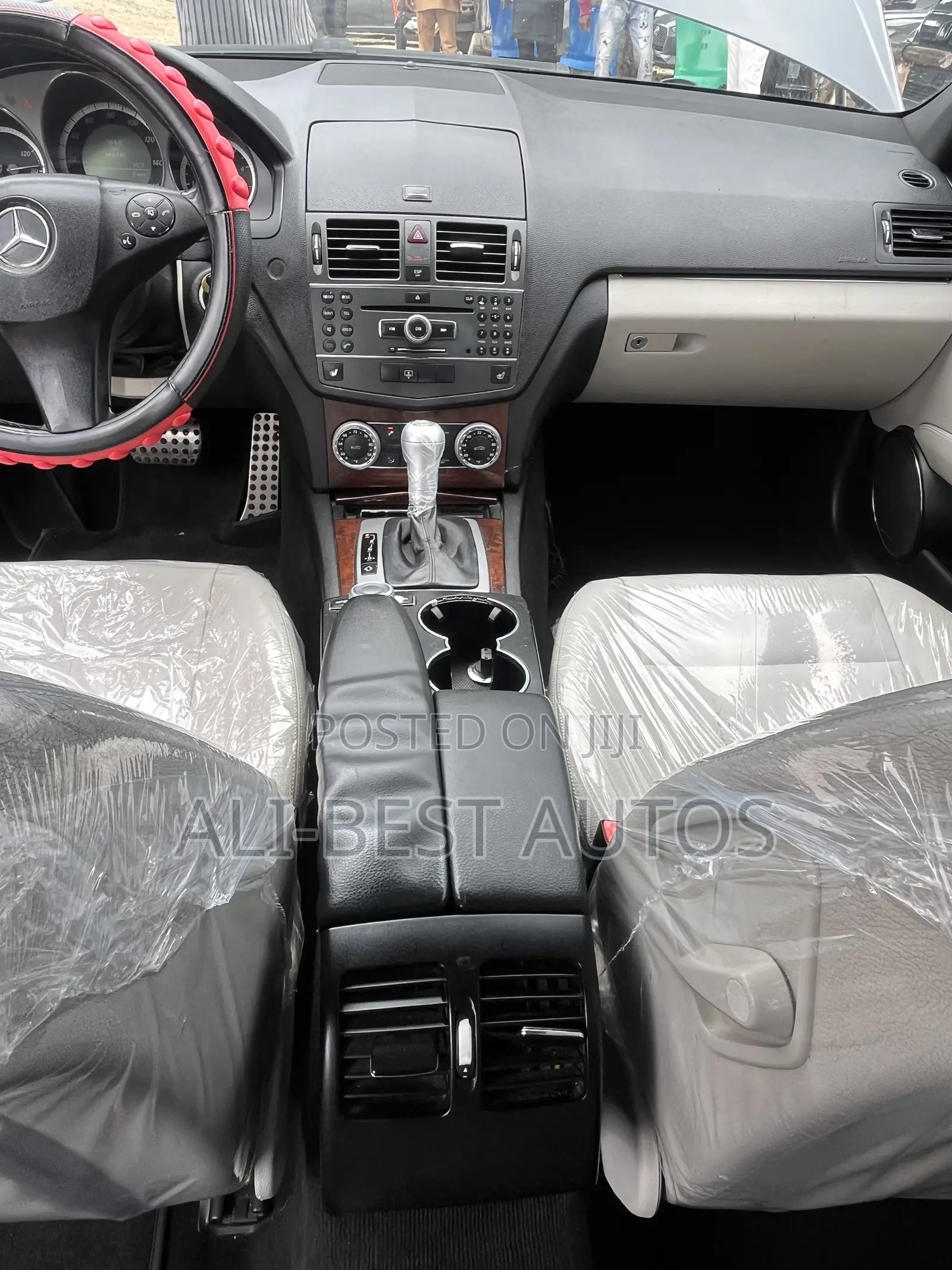 Mercedes-Benz C300 2010 Gray