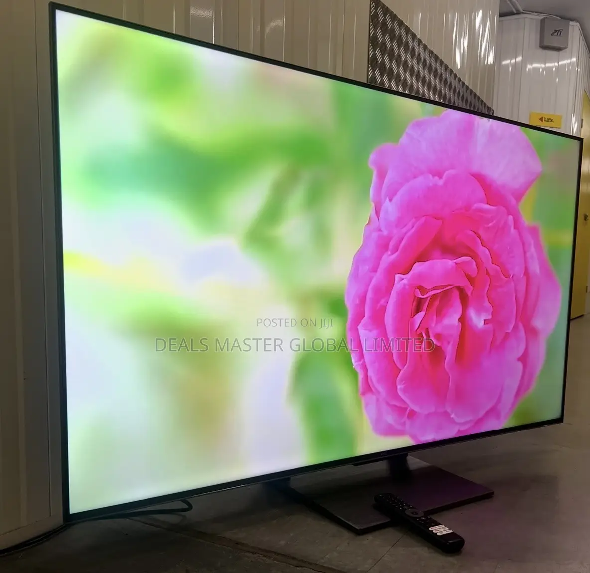 Exceptional 55 Inches TCL QLED Full-Arrays UHD Smart Google TV