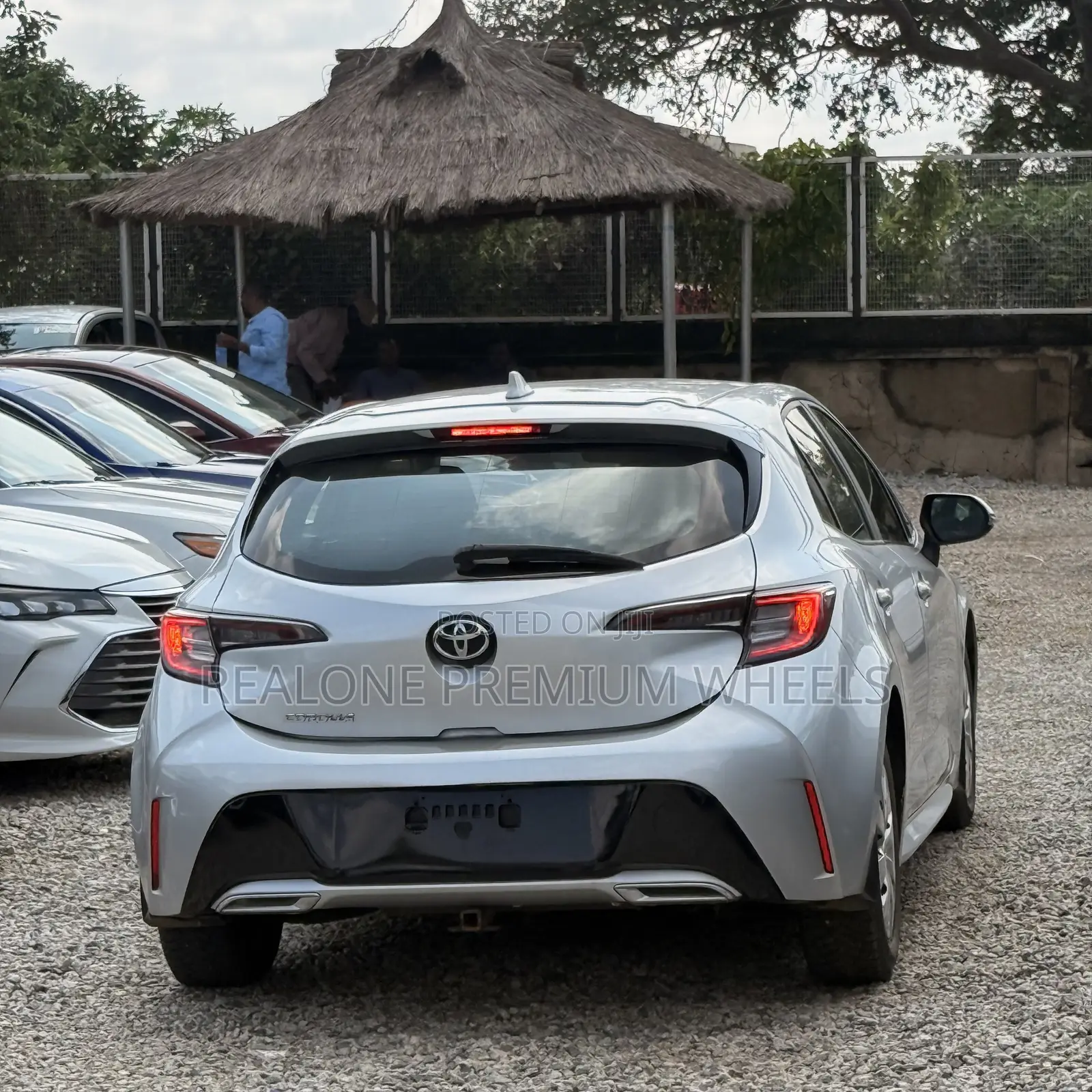 Toyota Corolla SE 2021 Silver