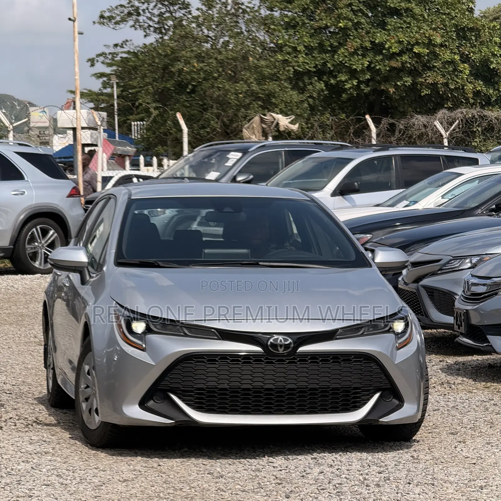 Toyota Corolla SE 2021 Silver