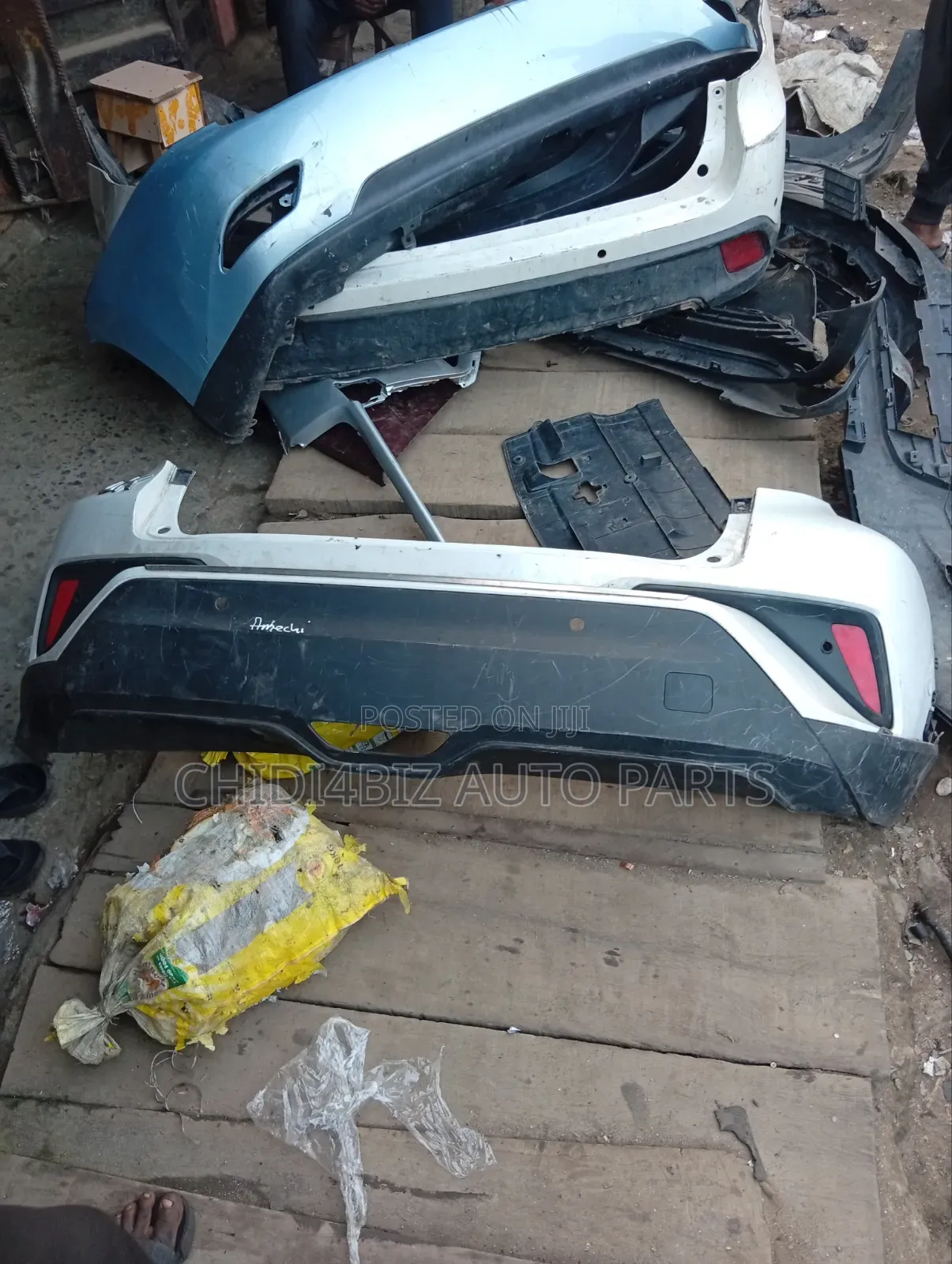 Complete Back Bumper for Toyota C-Hr 2018