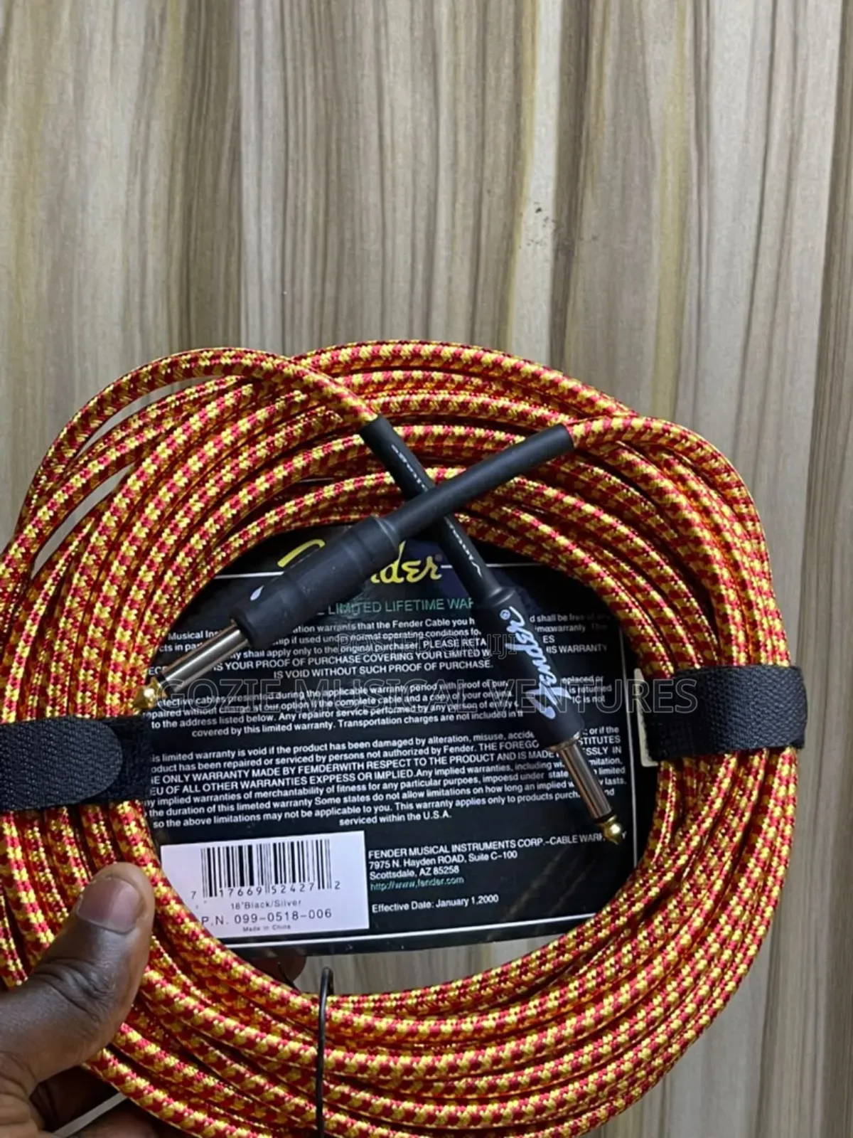 Fender 10mete Premium Instrument Cable Jack to Jack for Guitar Piano