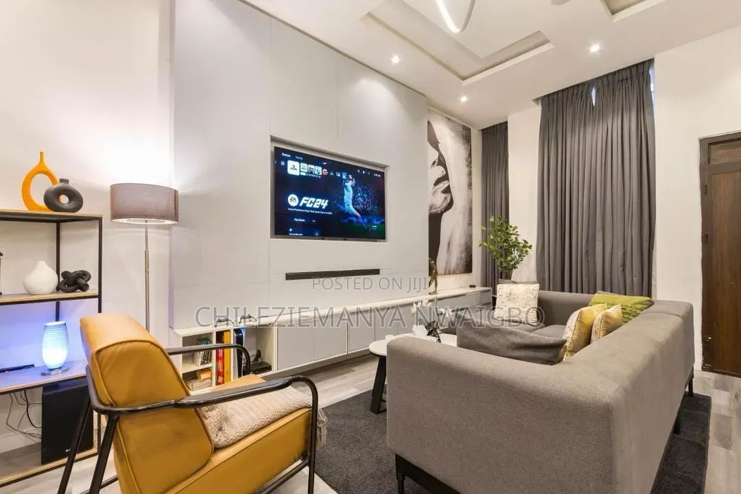 Furnished 4bdrm Duplex in Chevron for rent