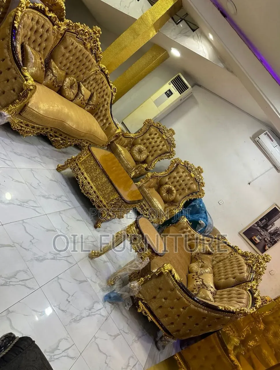 ​Luxury Italian Gold Royal Sofa Set (7-Seater)