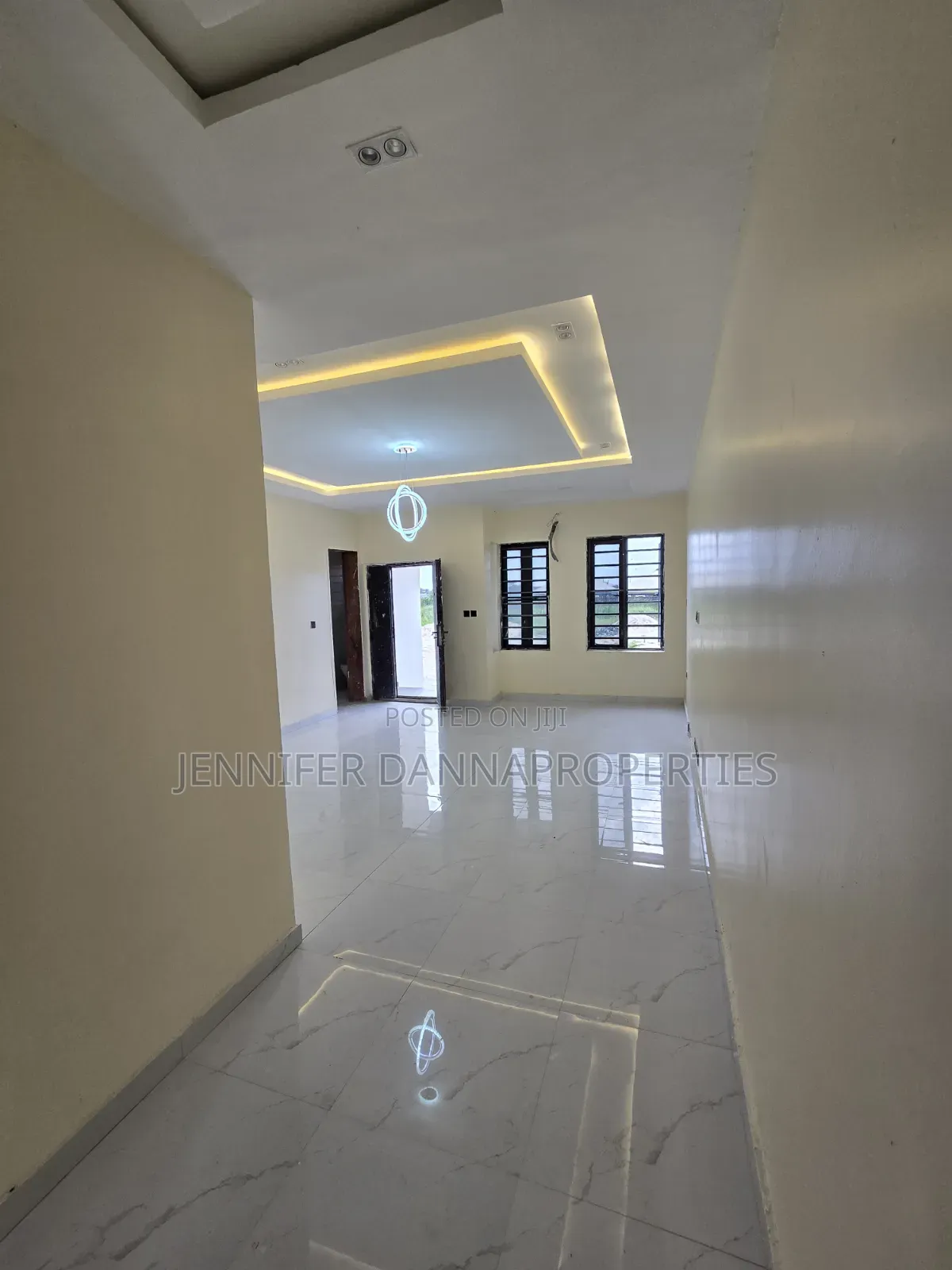 3bdrm Bungalow in Awoyaya for sale
