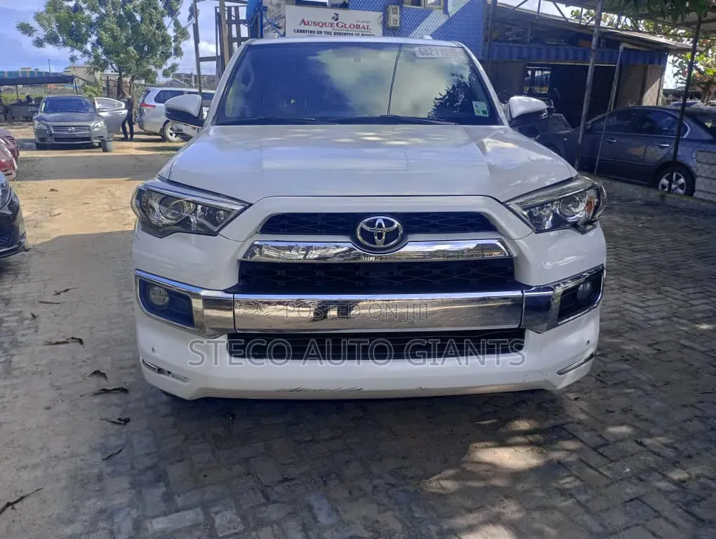 Toyota 4-Runner 2017 White
