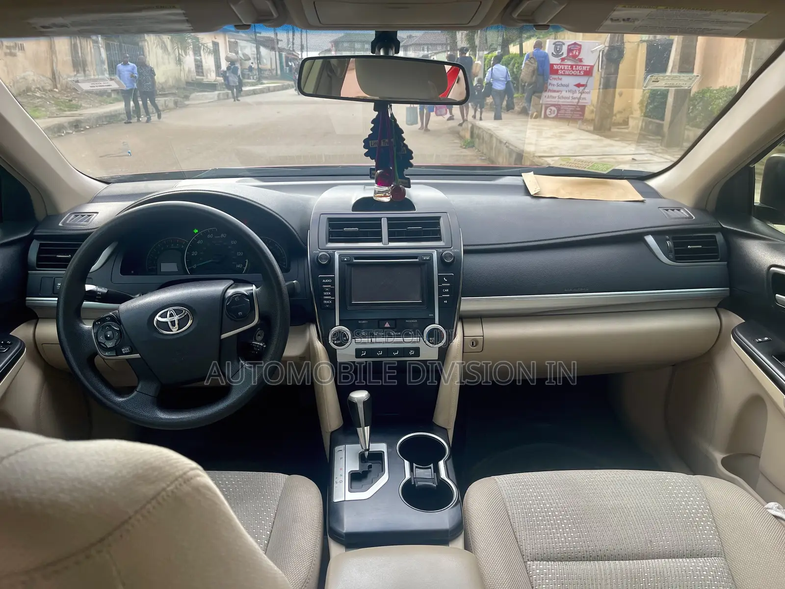 Toyota Camry LE 4dr Sedan (2.5L 4cyl 6A) 2014 Red