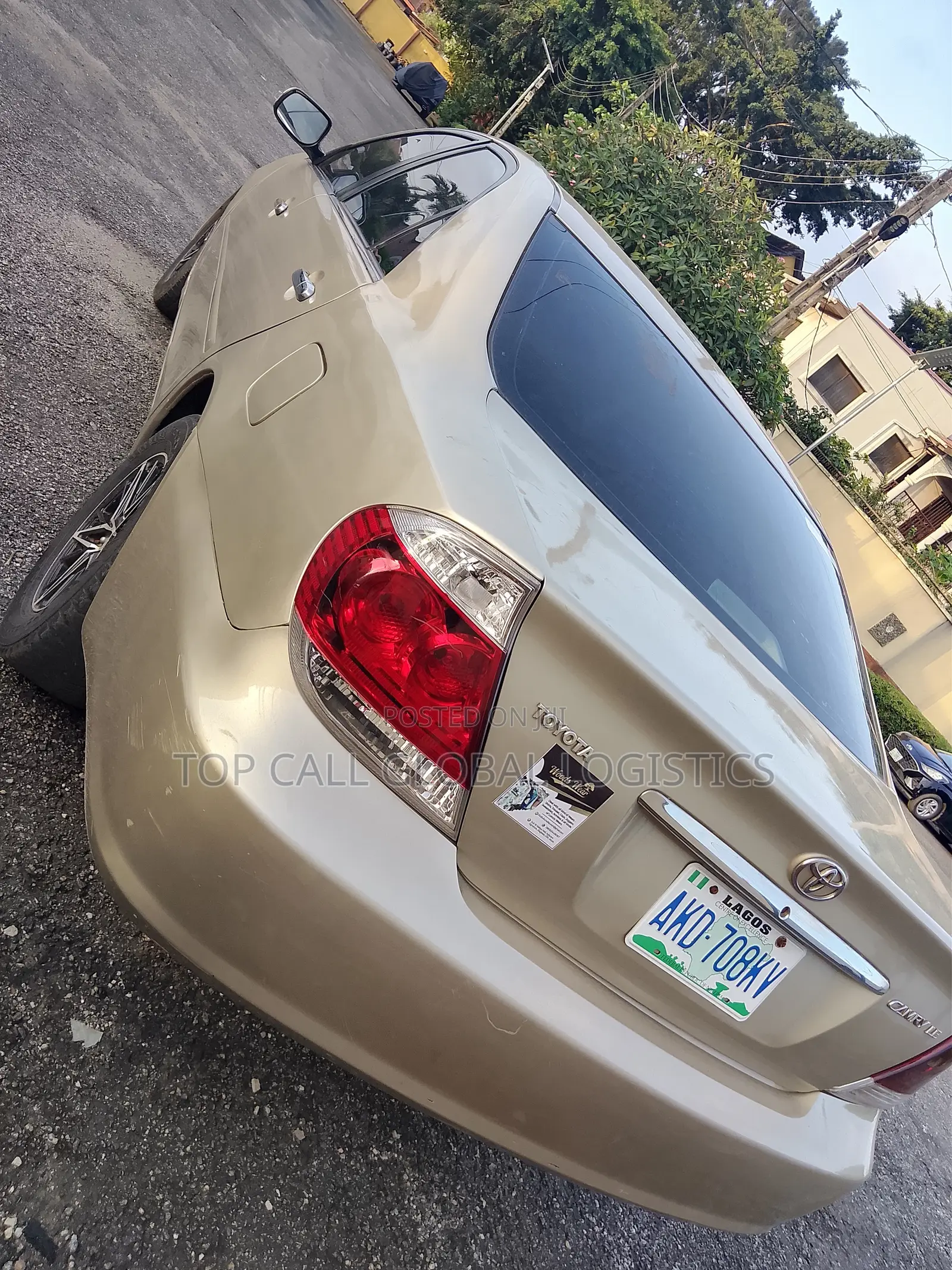 Toyota Camry LE 4dr Sedan (2.4L 4cyl 5A) 2006 Gold
