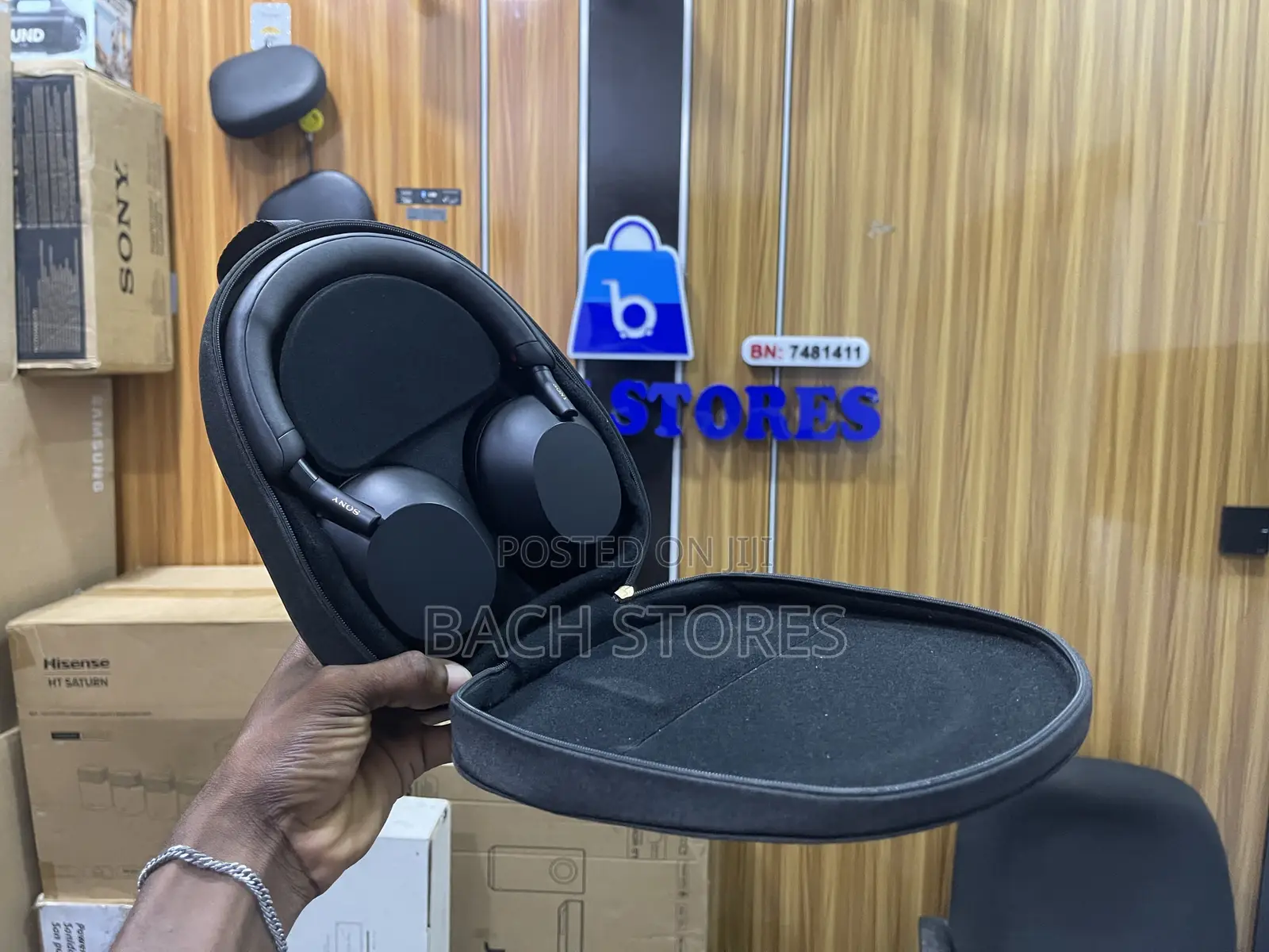 Pre-Owned Sony 1000wh-Xm5 Headphone With Case
