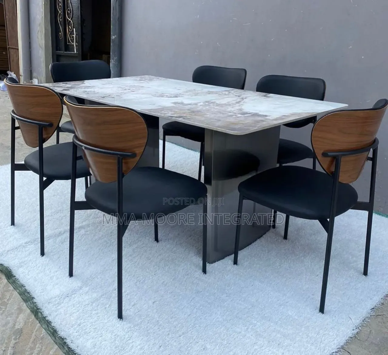 Modern 6 Seater Dining Aet
