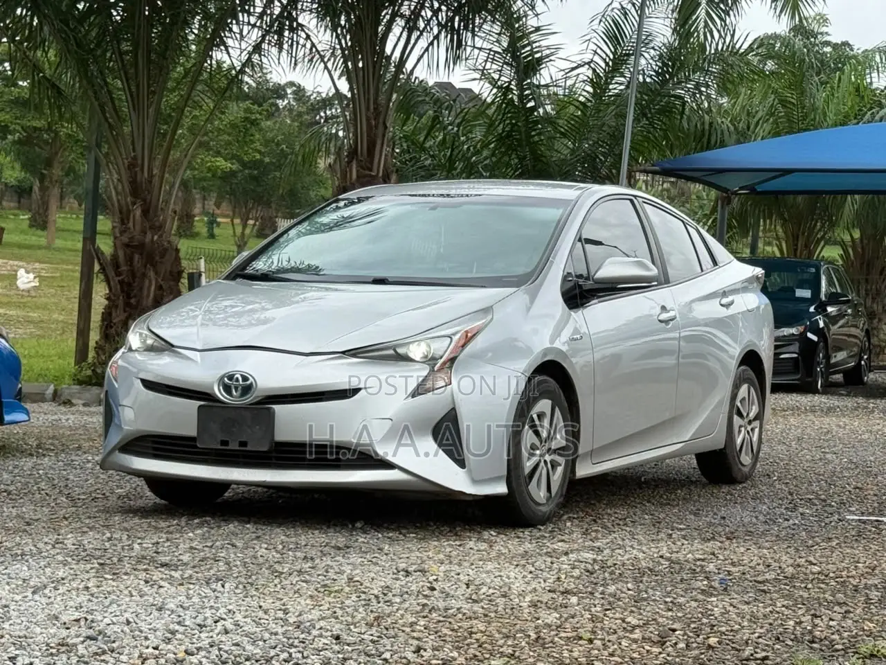 Toyota Prius Plug-In Hybrid 2016 Silver
