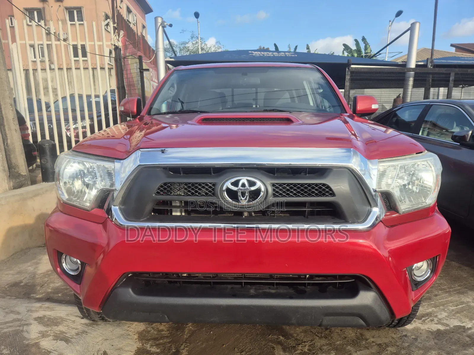 Toyota Tacoma V6 4dr Double Cab 4WD 6.1 ft. SB (4.0L 6cyl 5A) 2014 Red