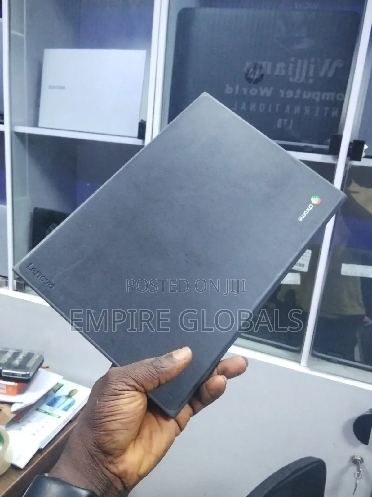 Laptop Lenovo 100e 4GB Intel SSD 32GB