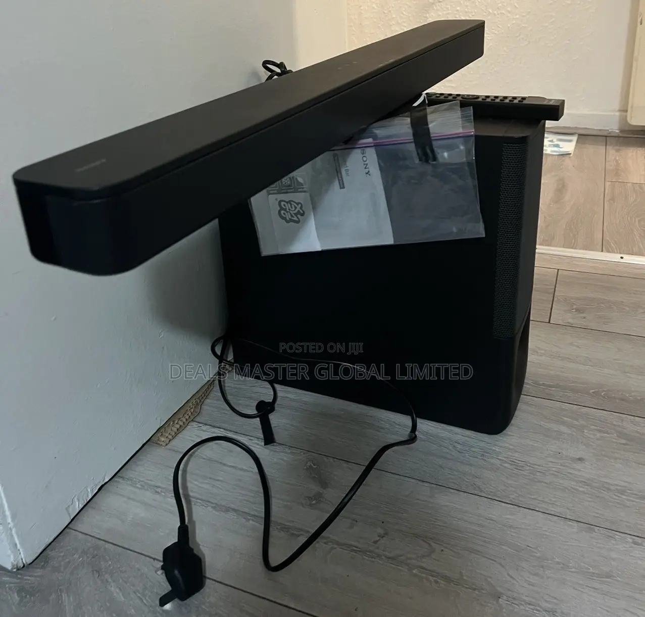 High-End UK Used-New Sony Sound Bar and Subwoofer Bluetooth Supported