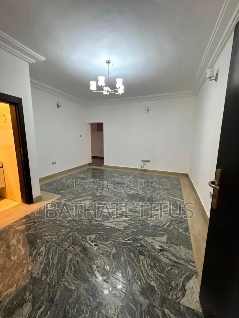 2bdrm Block of Flats in Maitama for rent