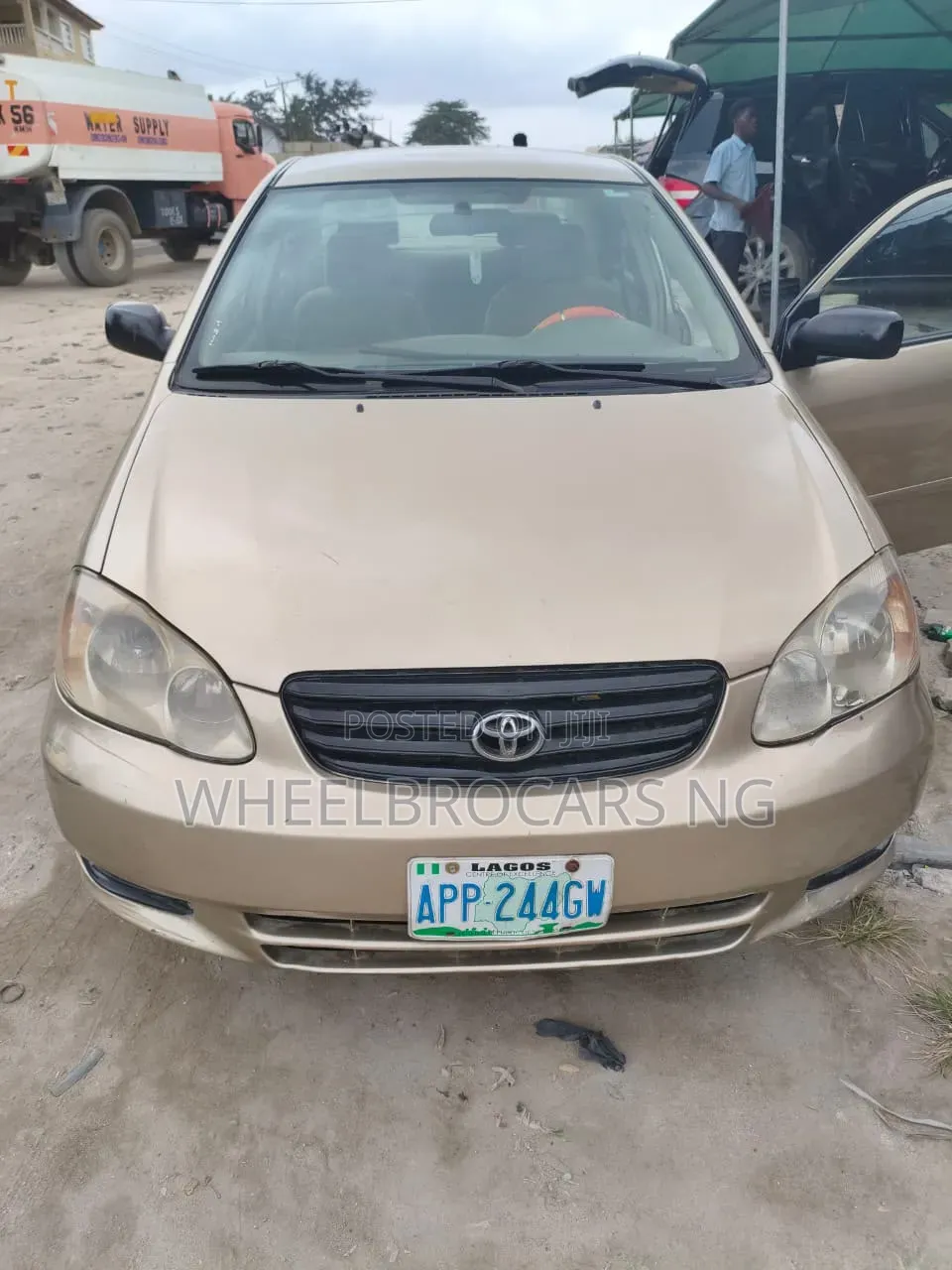 Toyota Corolla Sedan 2004 Gold