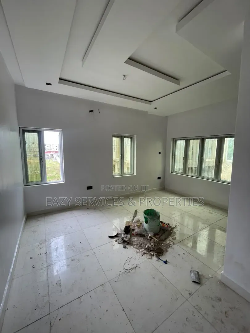 3bdrm Duplex in Gated And Secured, Ikate for rent