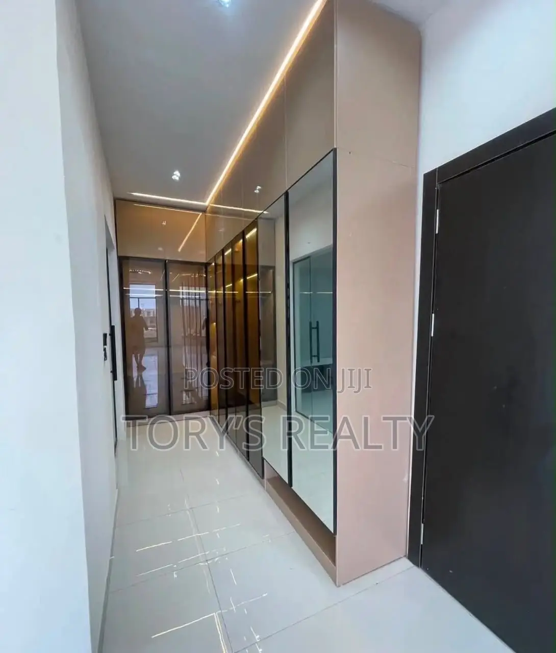 5bdrm Duplex in Ado / Ajah for sale