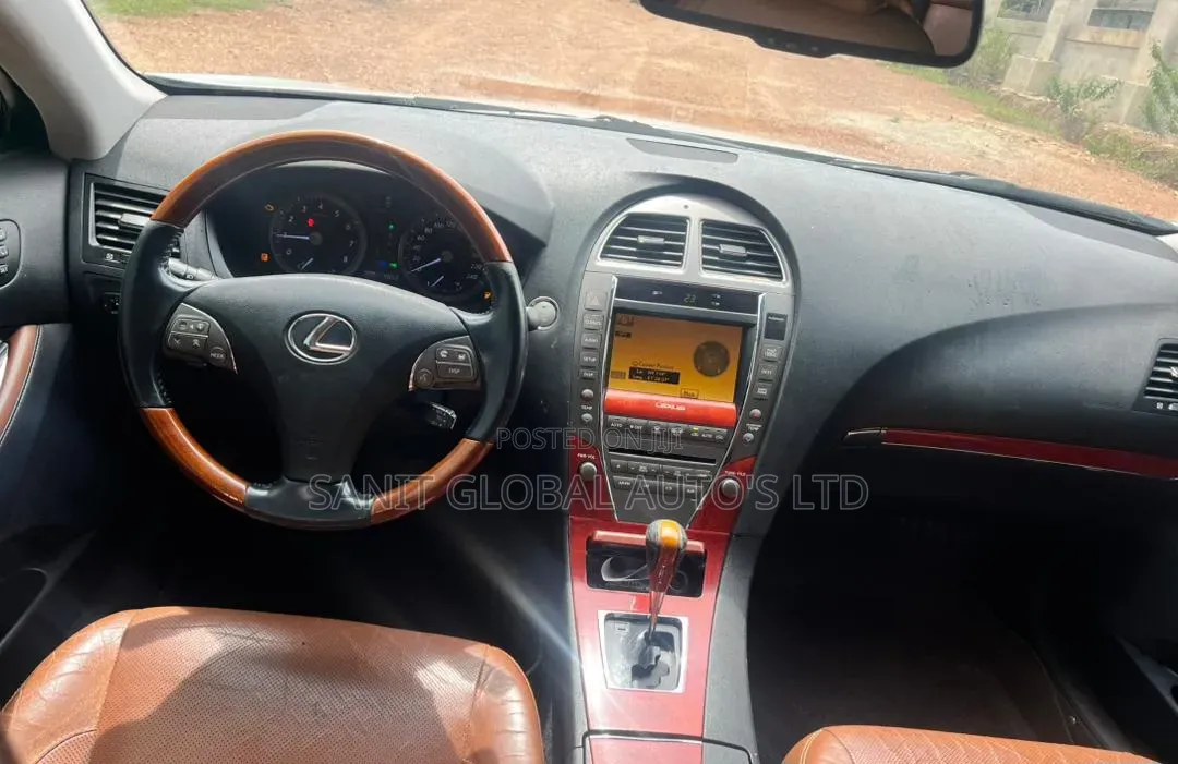 Lexus ES 350 2012 White