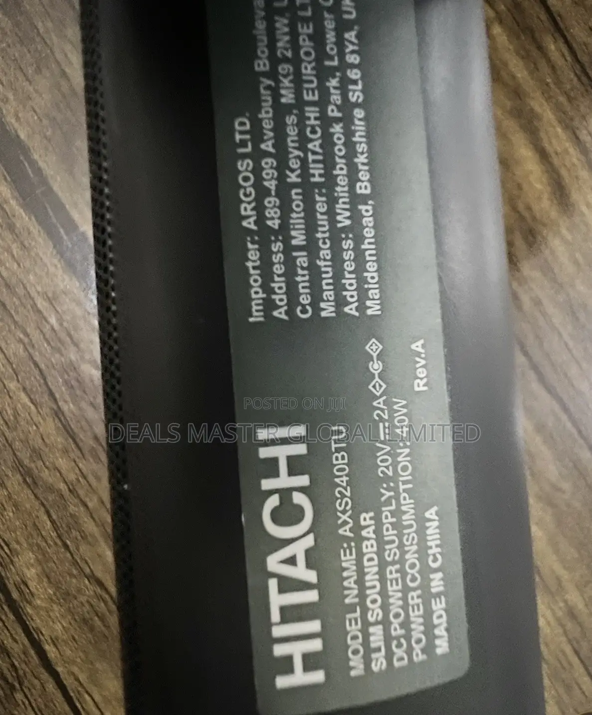 High- End UK New Hitachi QLED Sound Bar and Subwoofer