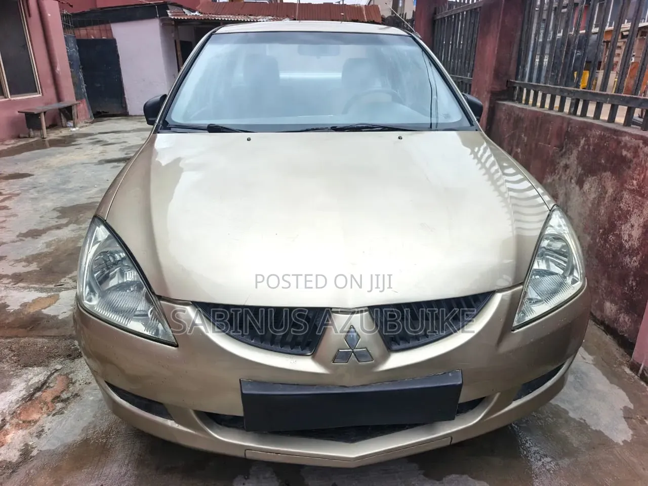 Mitsubishi Lancer 2004 Gold