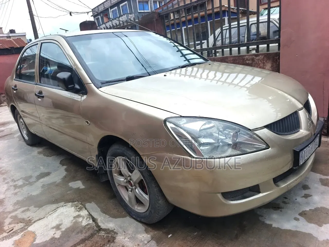 Mitsubishi Lancer 2004 Gold