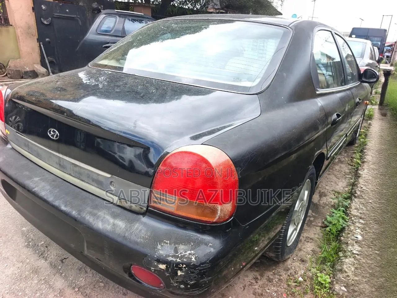 Hyundai Sonata 2000 Black