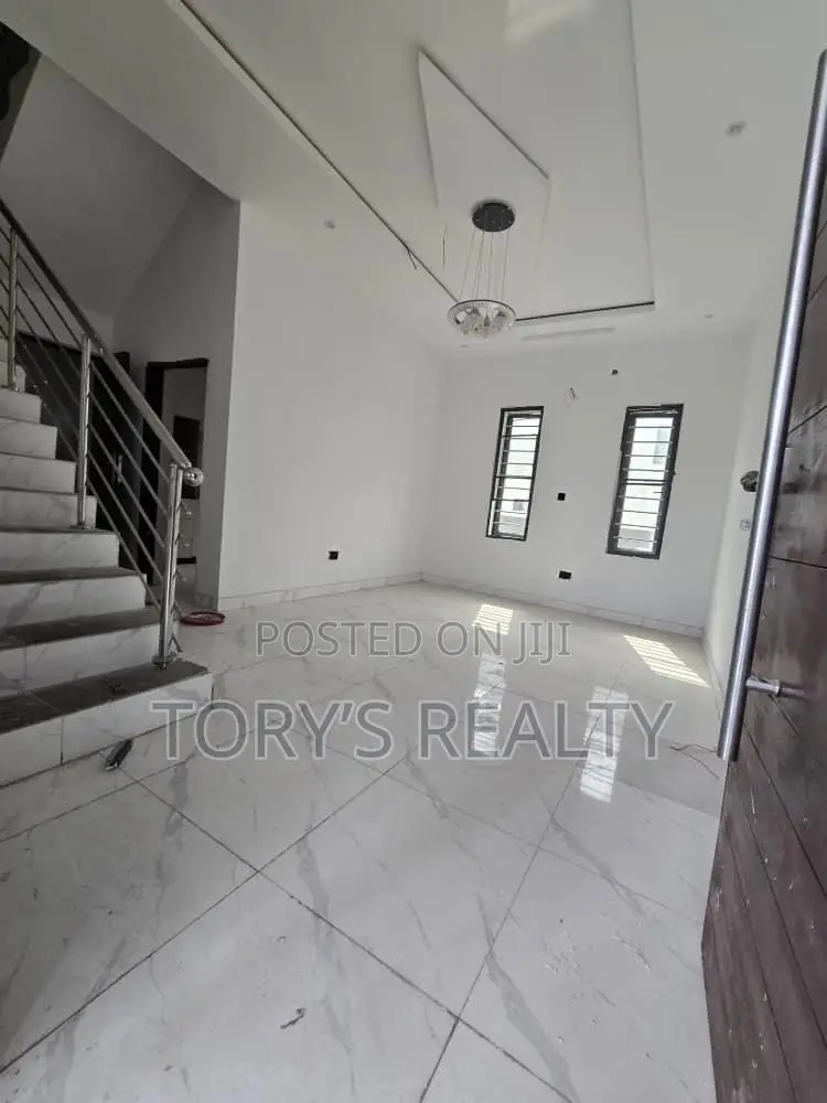 3bdrm Duplex in Abraham Adesanya Estate for sale
