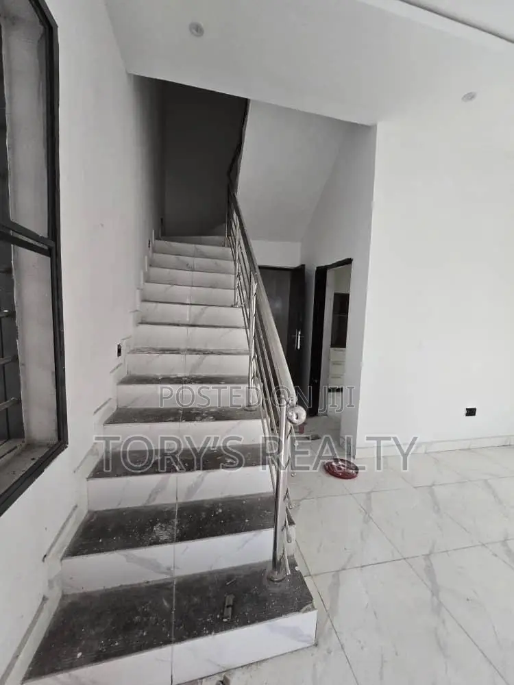 3bdrm Duplex in Abraham Adesanya Estate for sale