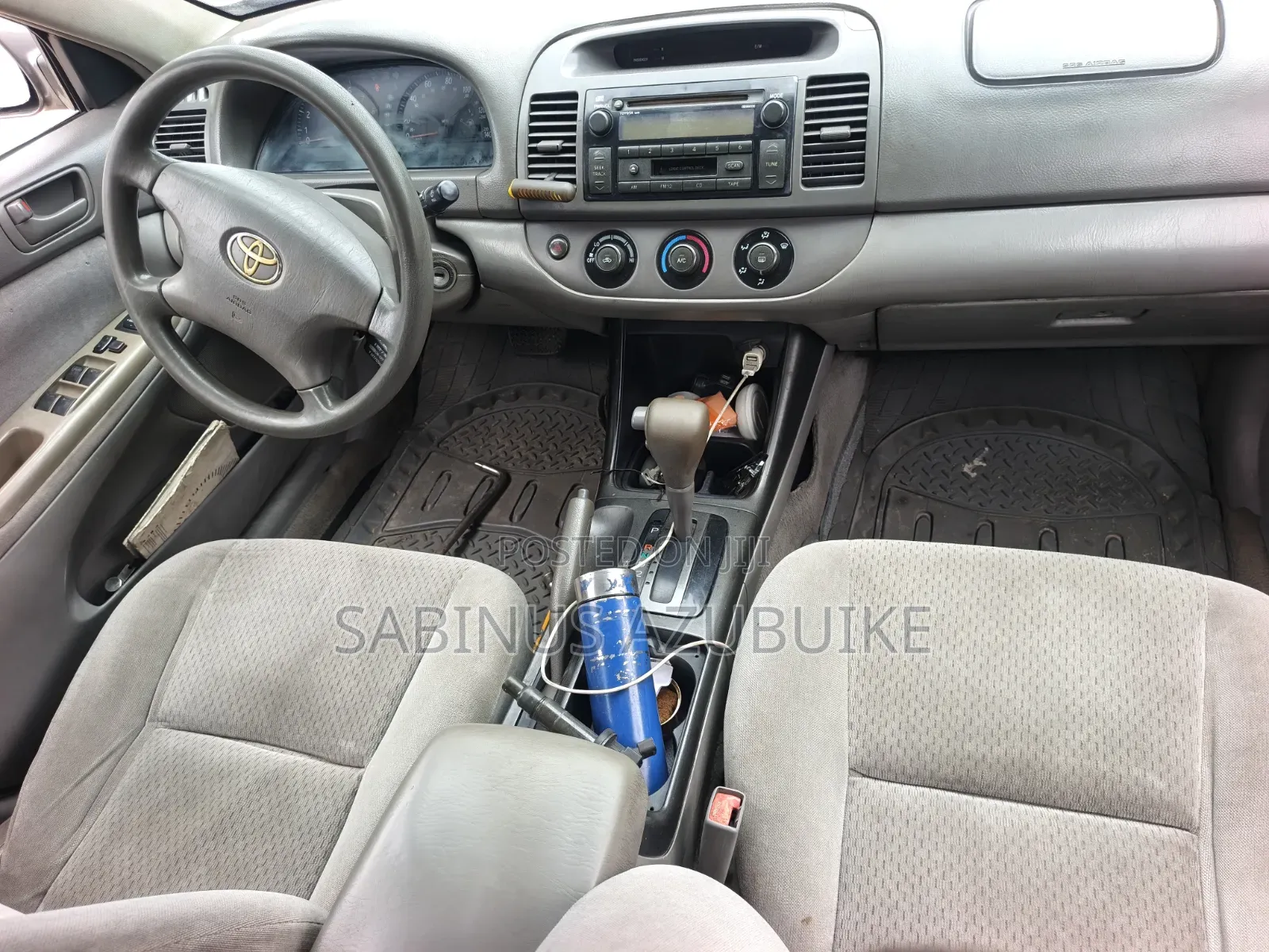 Toyota Camry LE 4dr Sedan (2.4L 4cyl 5M) 2003 Gray