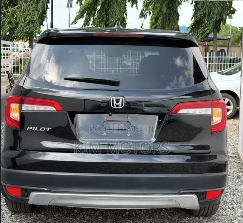 Honda Pilot Touring 7-Passenger 2021 Black