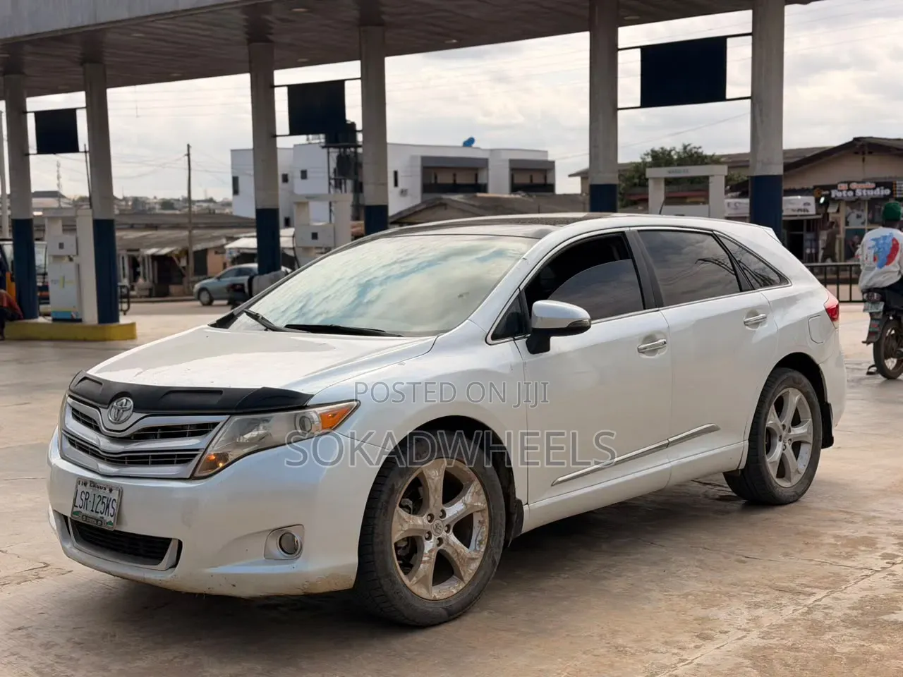 Toyota Venza AWD 2010 White