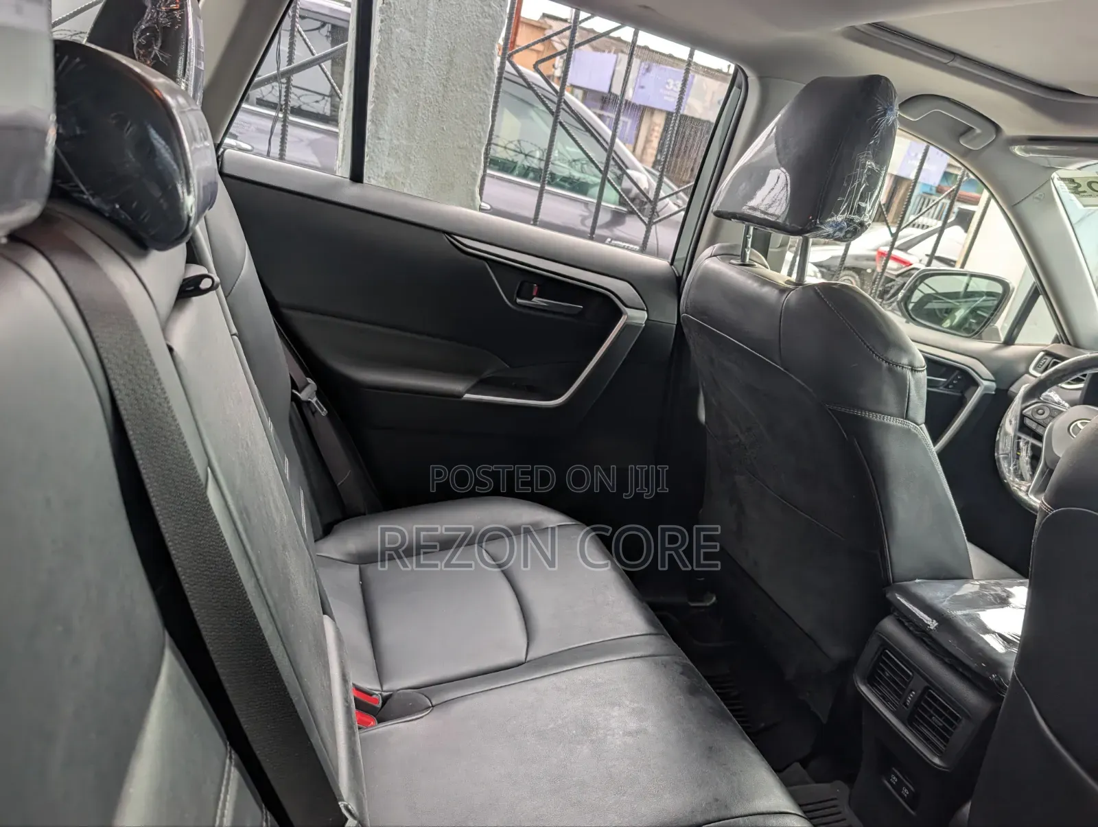 Toyota RAV4 XLE Premium 2021 Green