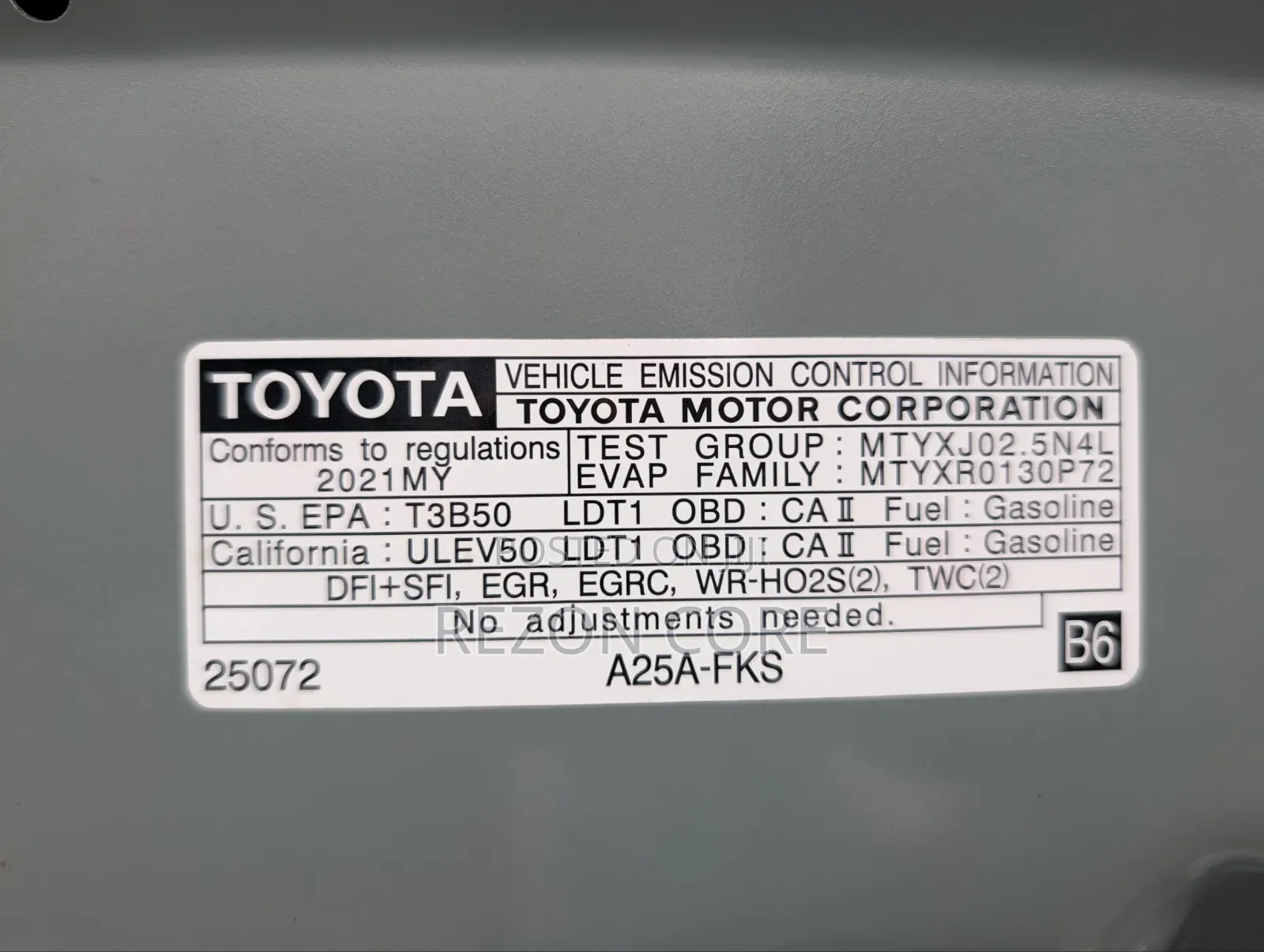 Toyota RAV4 XLE Premium 2021 Green