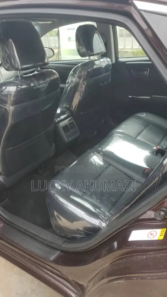 Toyota Avalon Limited Sedan FWD (3.5L 6cyl 6A) 2013 Burgundy