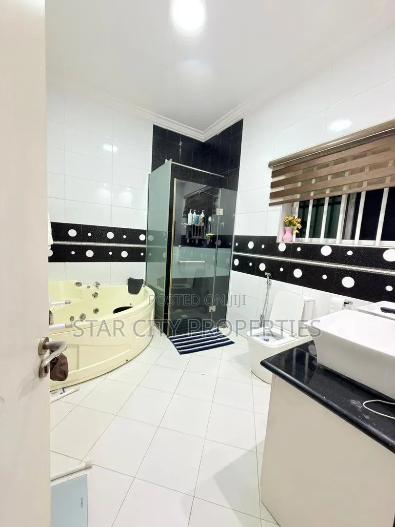 Furnished 5bdrm Townhouse / Terrace in Ikeja for rent