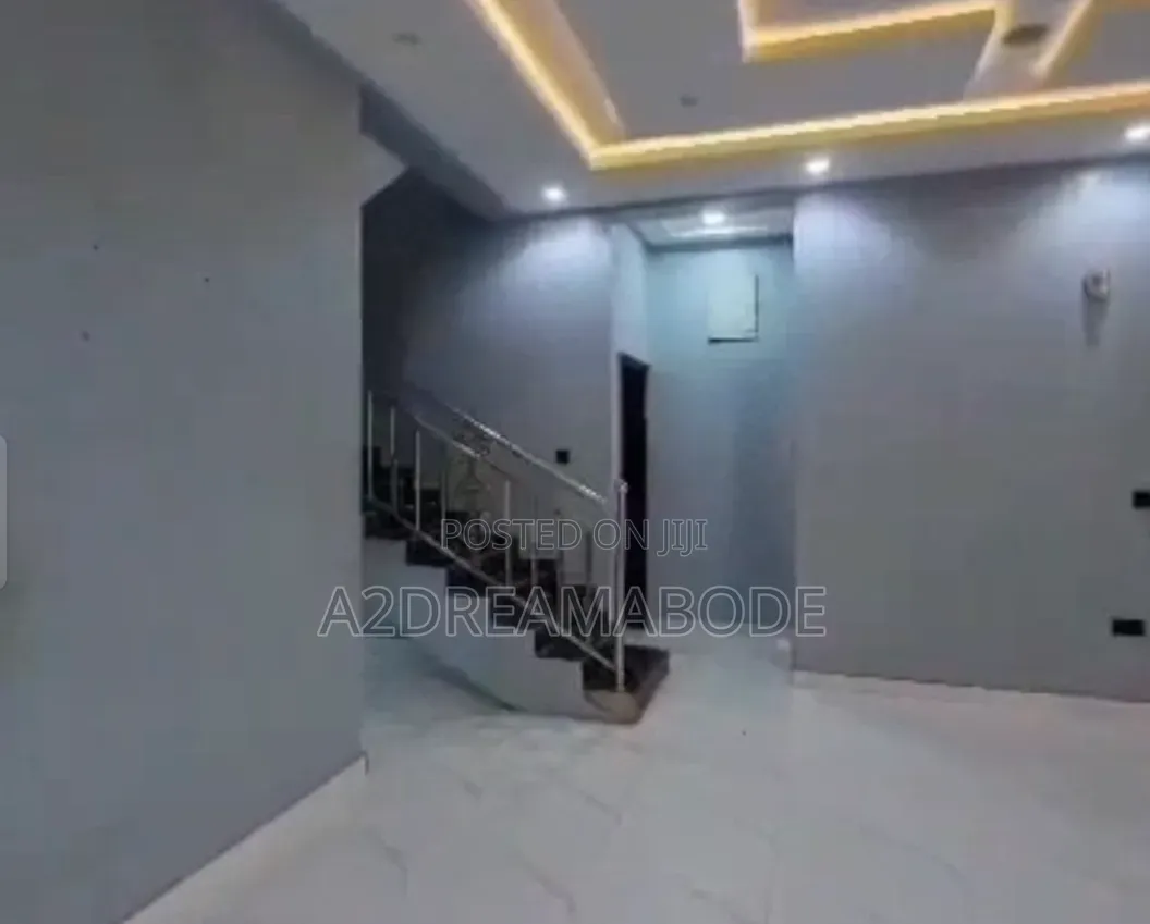 4bdrm Duplex in Gbagada for rent