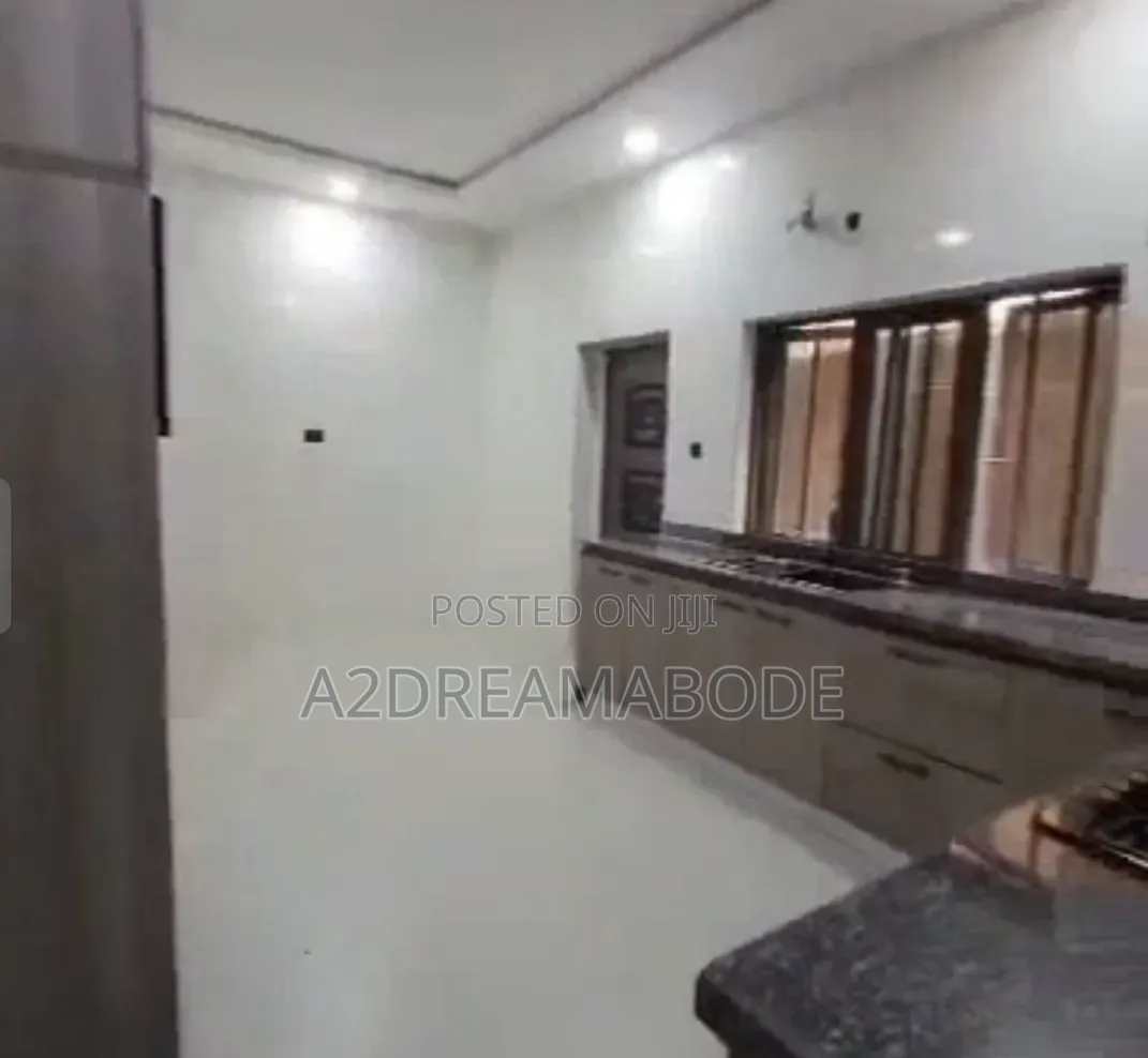 4bdrm Duplex in Gbagada for rent