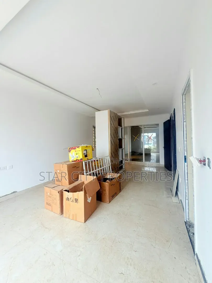 5bdrm Duplex in Ikeja Gra for sale