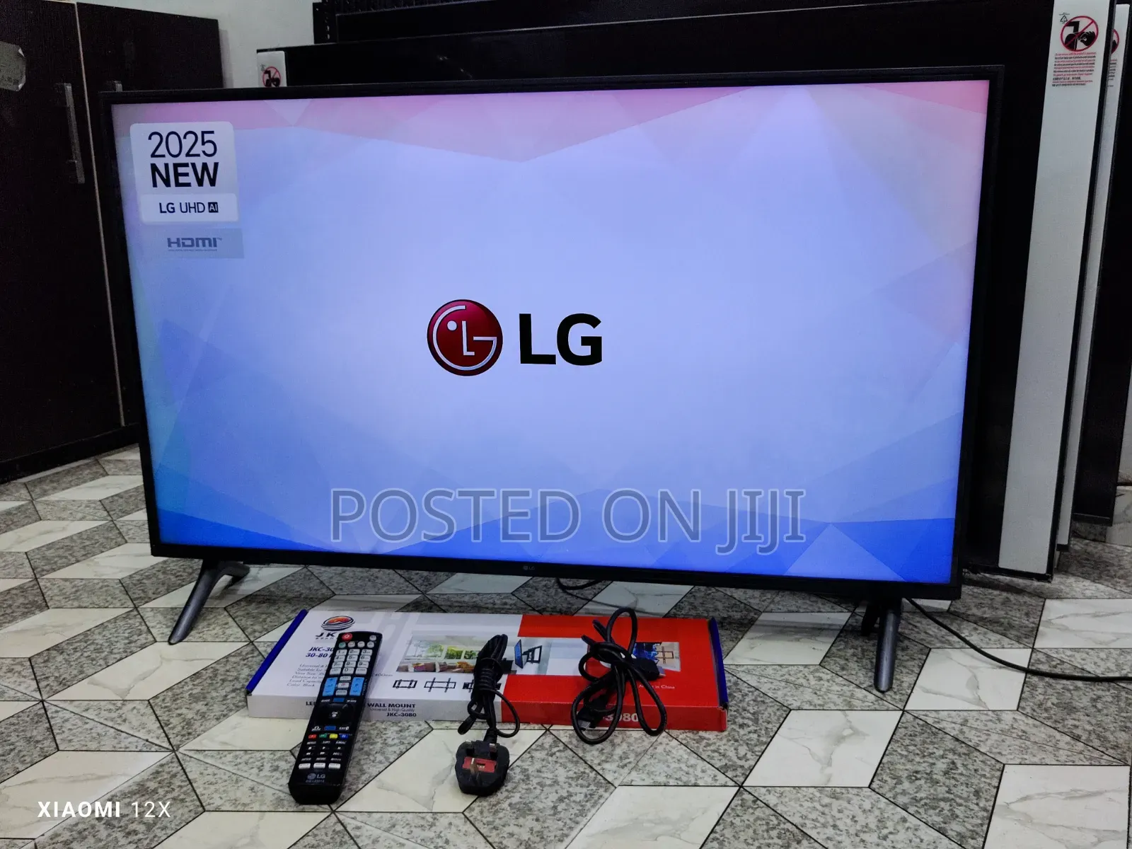 LG 43" Webos ThinQ Ai Uhd HDR Frameless Smart TV