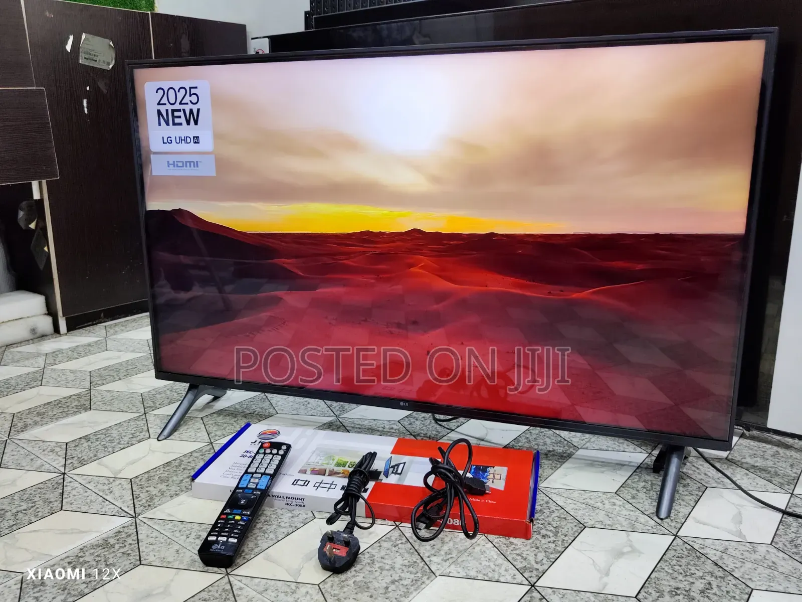 LG 43" Webos ThinQ Ai Uhd HDR Frameless Smart TV