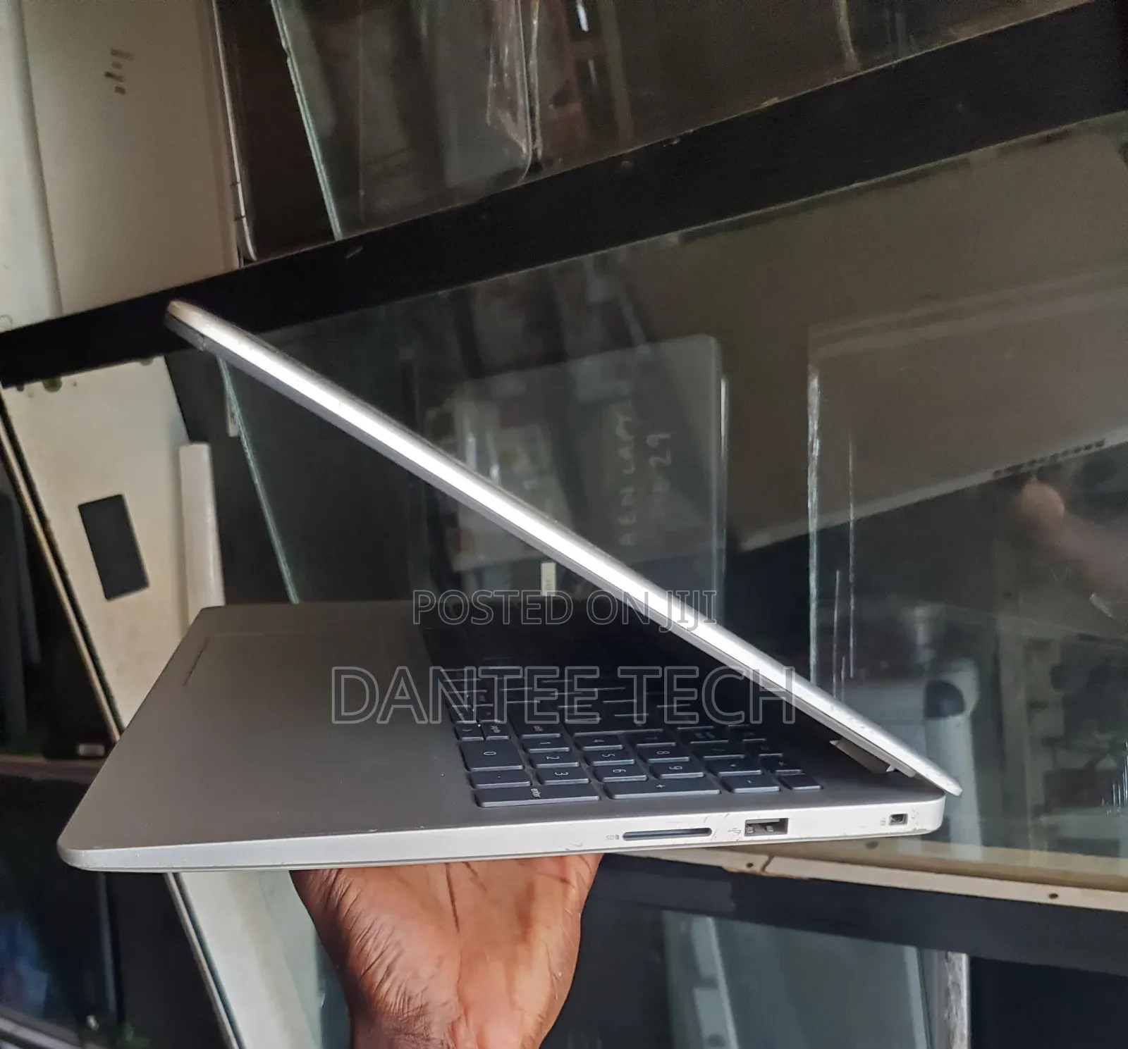 Laptop Dell Inspiron 15 5000 8GB Intel Core i3 SSD 128GB