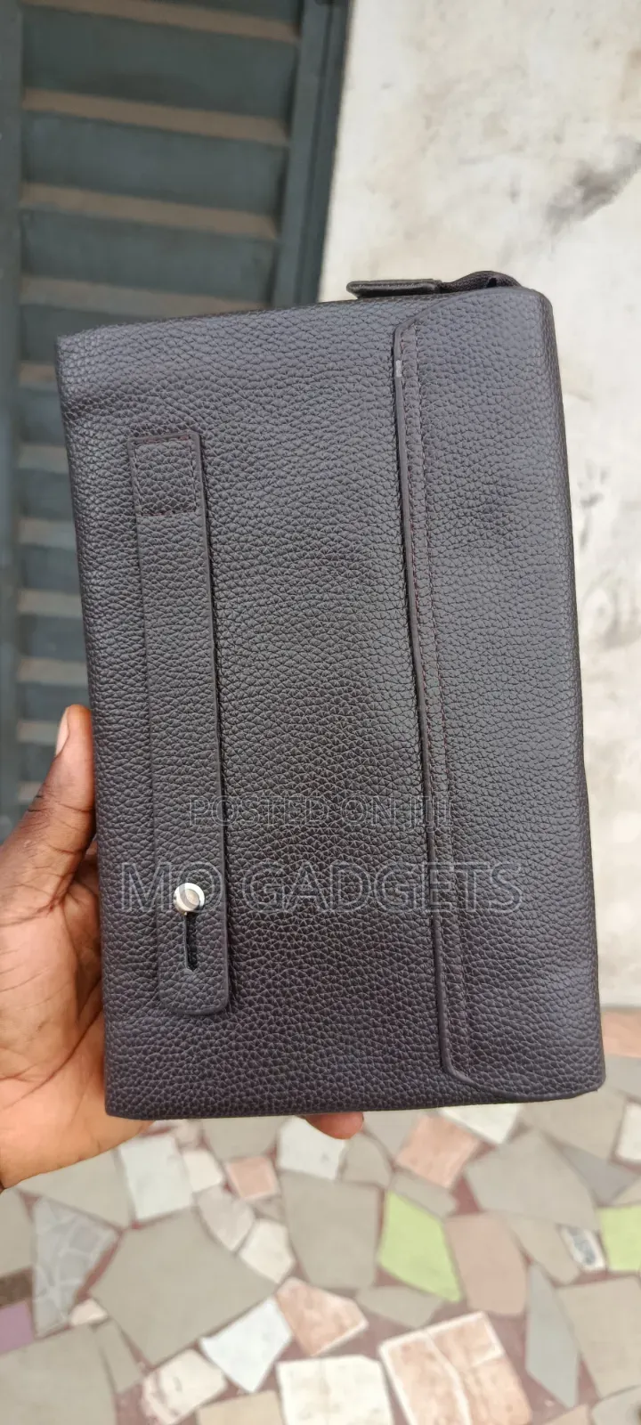 Stylish Men's Embossed Leather Handbag / Clutch Bag – Dark Brown