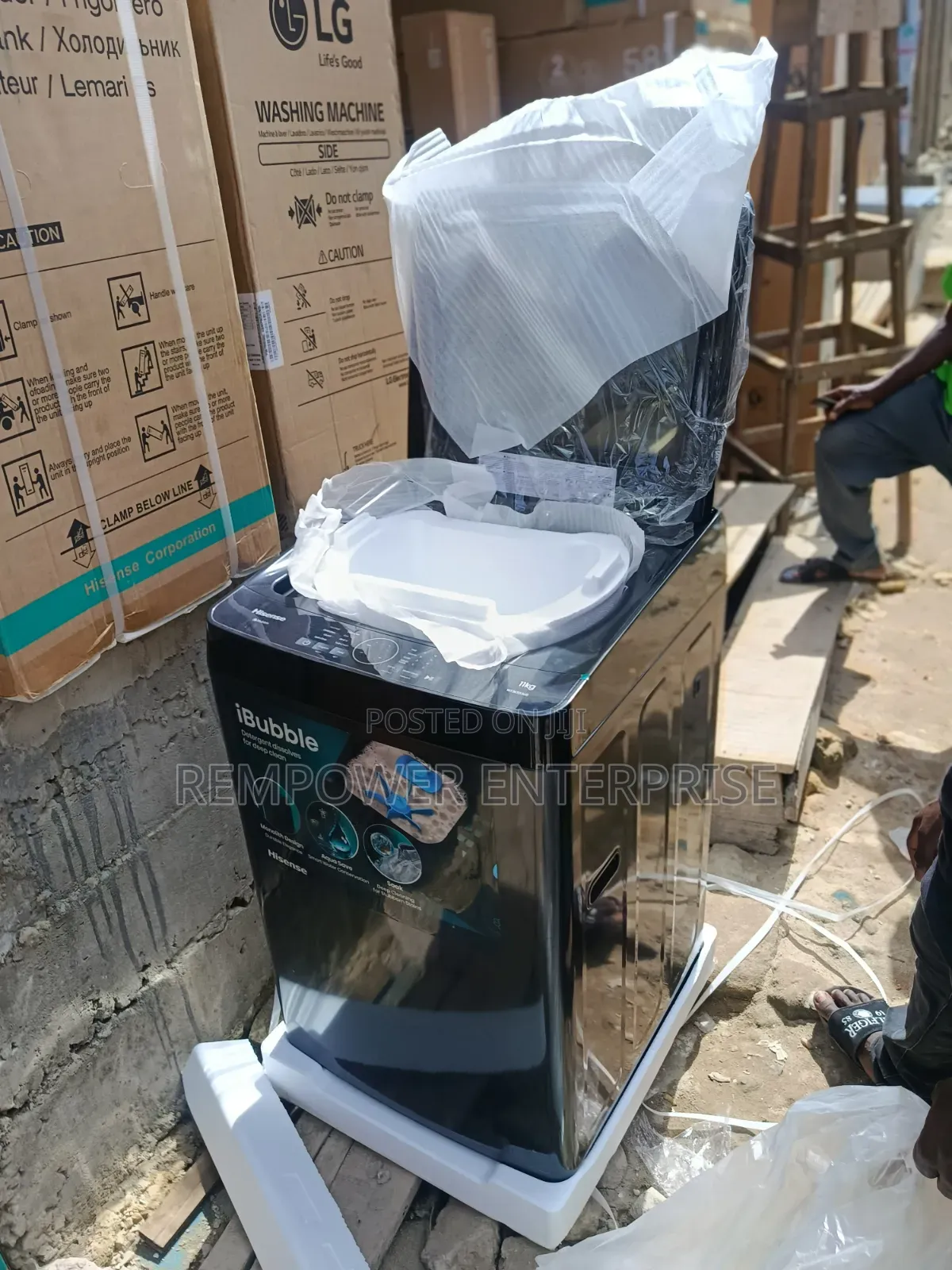 HISENSE Automatic Washing 11kg Wash and Spin