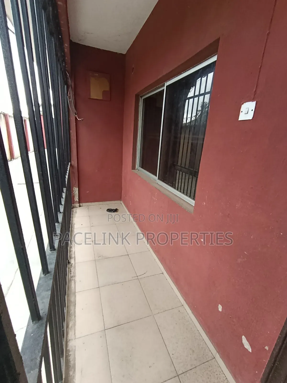 3bdrm Apartment in Iyana Ipaja for rent