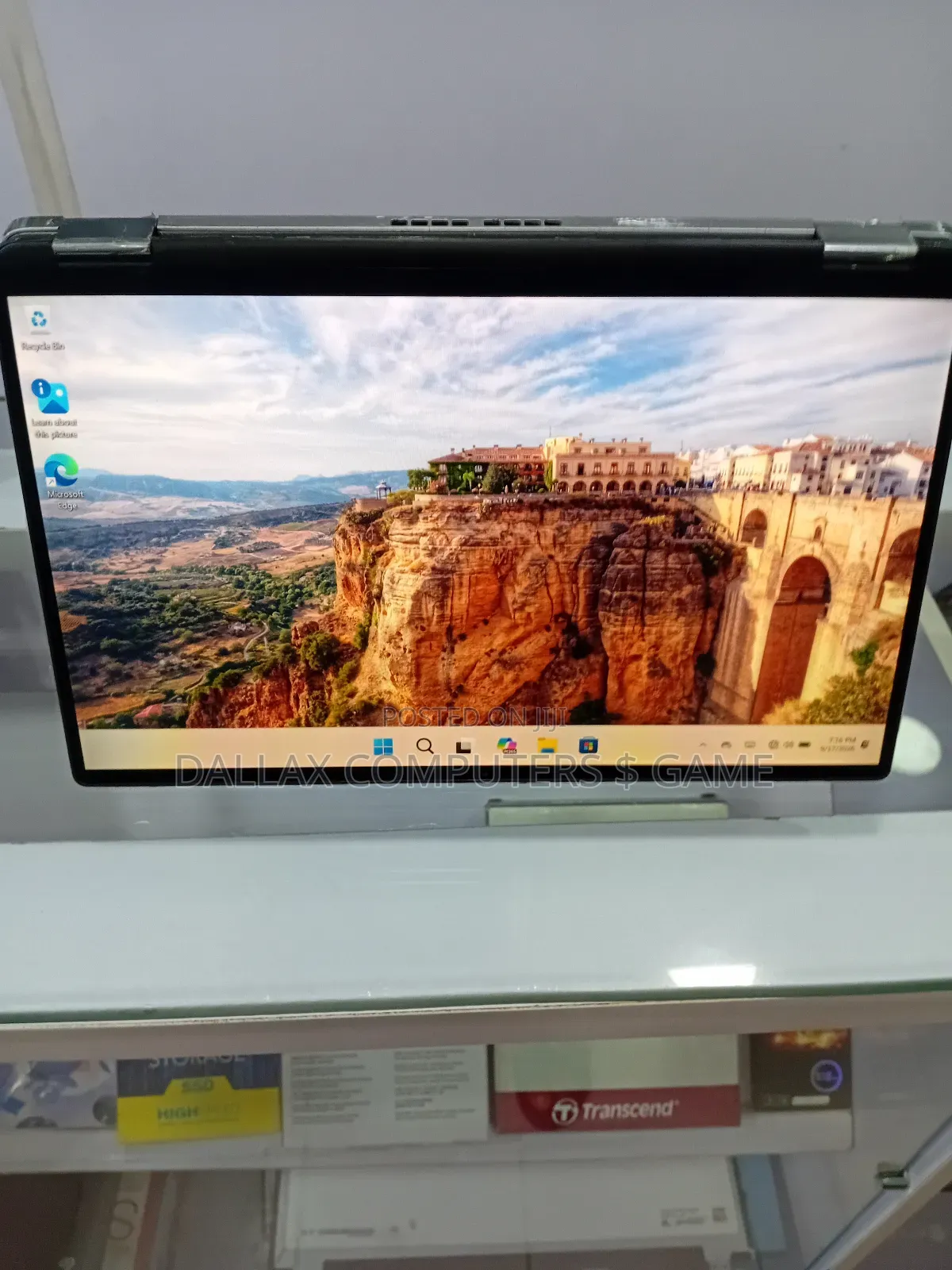 Laptop Dell Latitude 7400 2-in-1 16GB Intel Core i7 SSD 512GB