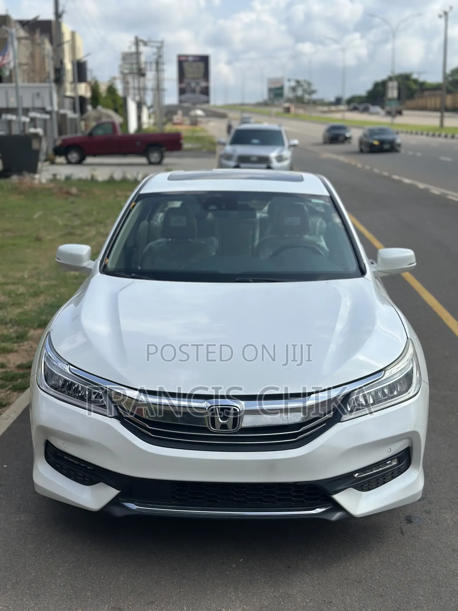 Honda Accord Touring 4dr Sedan FWD (3.5L 6cyl 6A) 2016 White