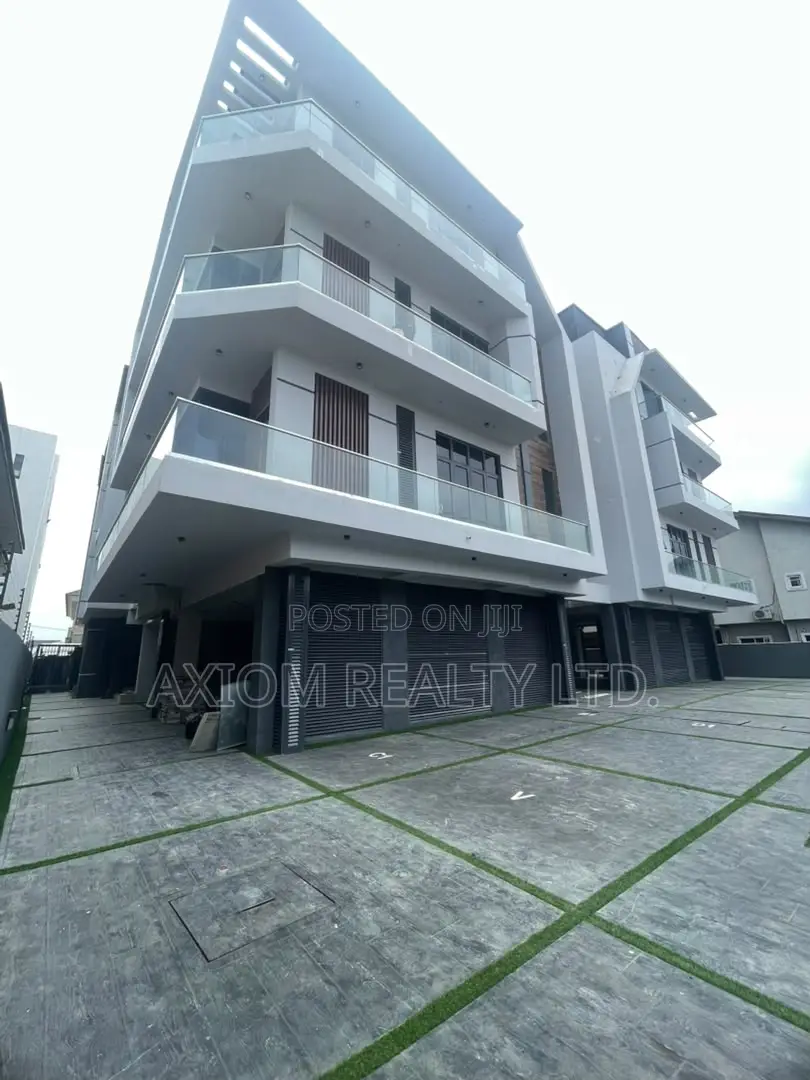 2bdrm Apartment in Marwa, Lekki Phase 1 for rent