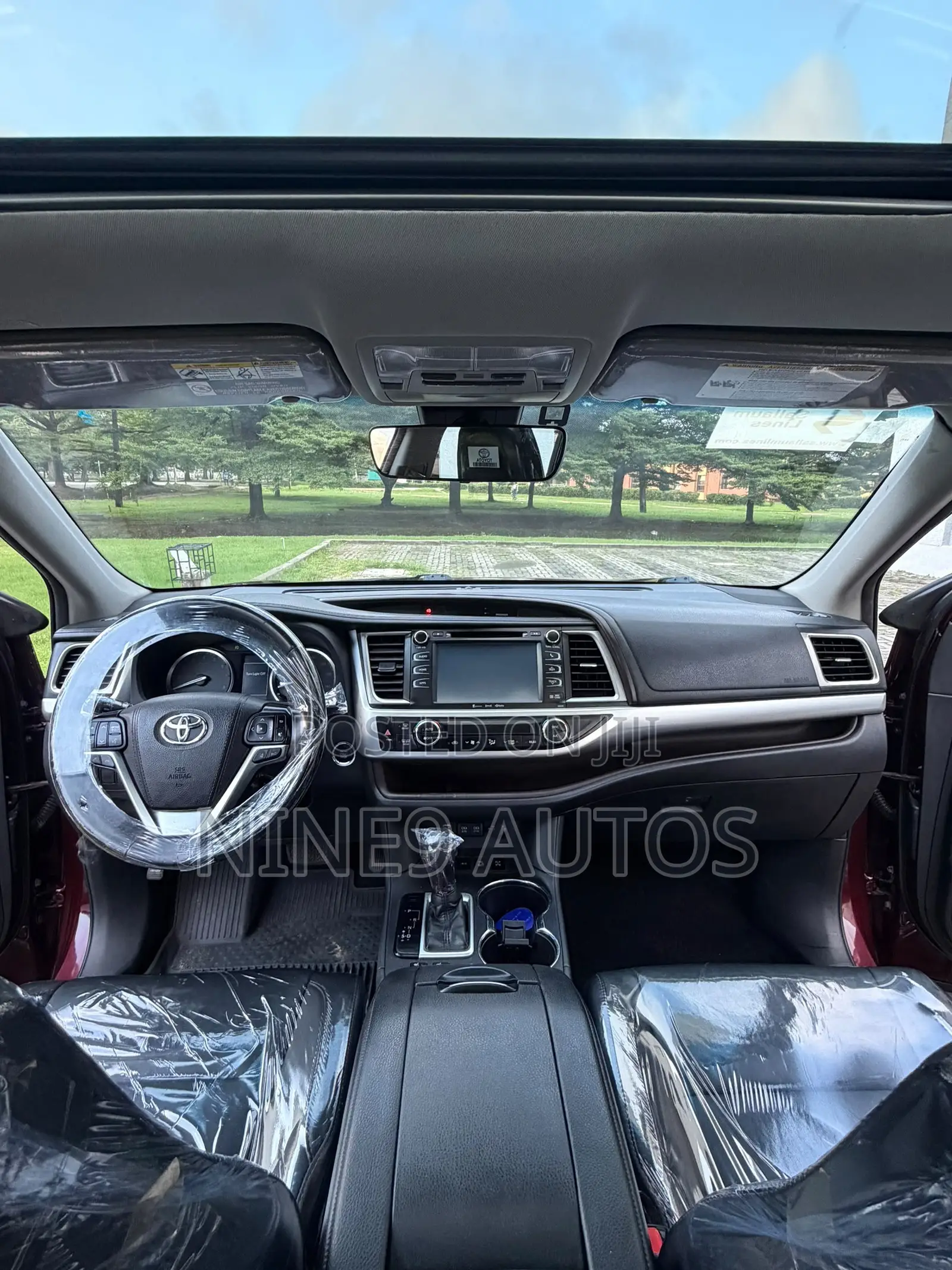 Toyota Highlander XLE 4x4 V6 (3.5L 6cyl 8A) 2018 Burgundy