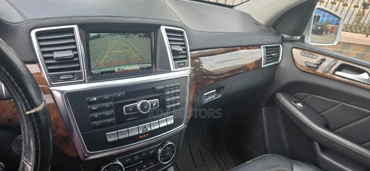 Mercedes-Benz GL-Class 2015 Silver